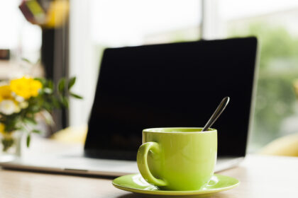 7laptop green ceramic coffee cup work desk