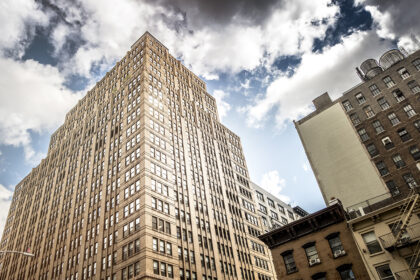 7modern building new york usa